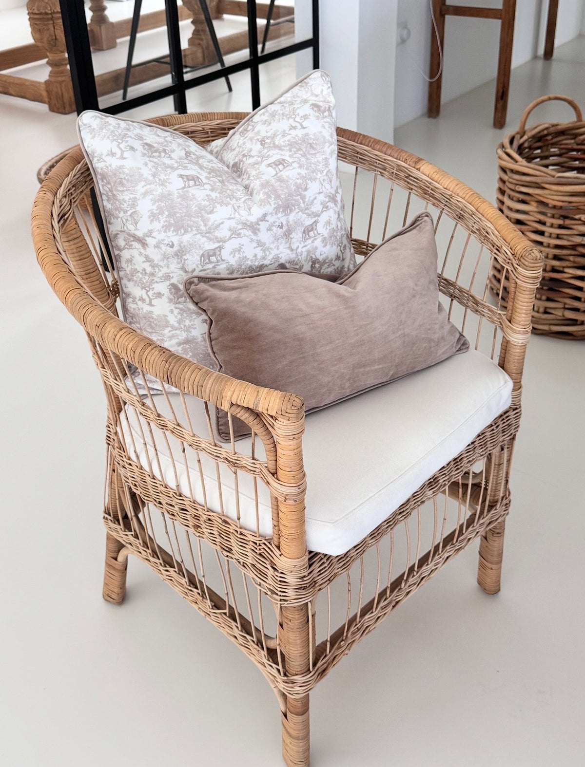 VELVET CUSHION COVER SAND SAVANNAH PATTERN