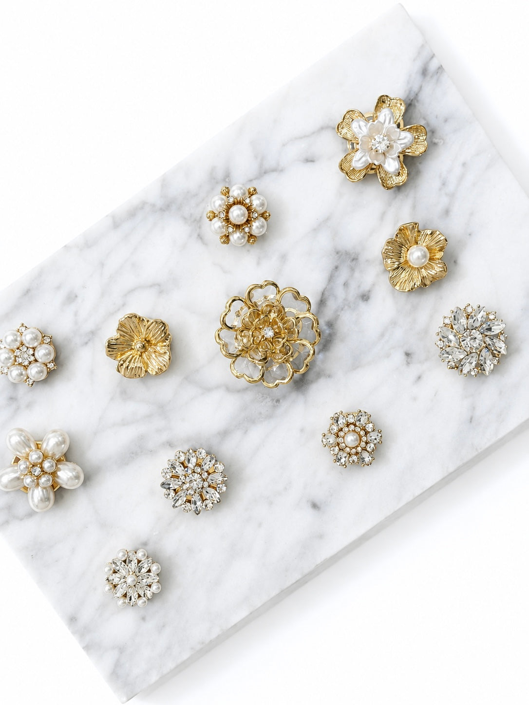 CRYSTAL COLORED FLOWER BUTTON COVERS CRYSTAL
