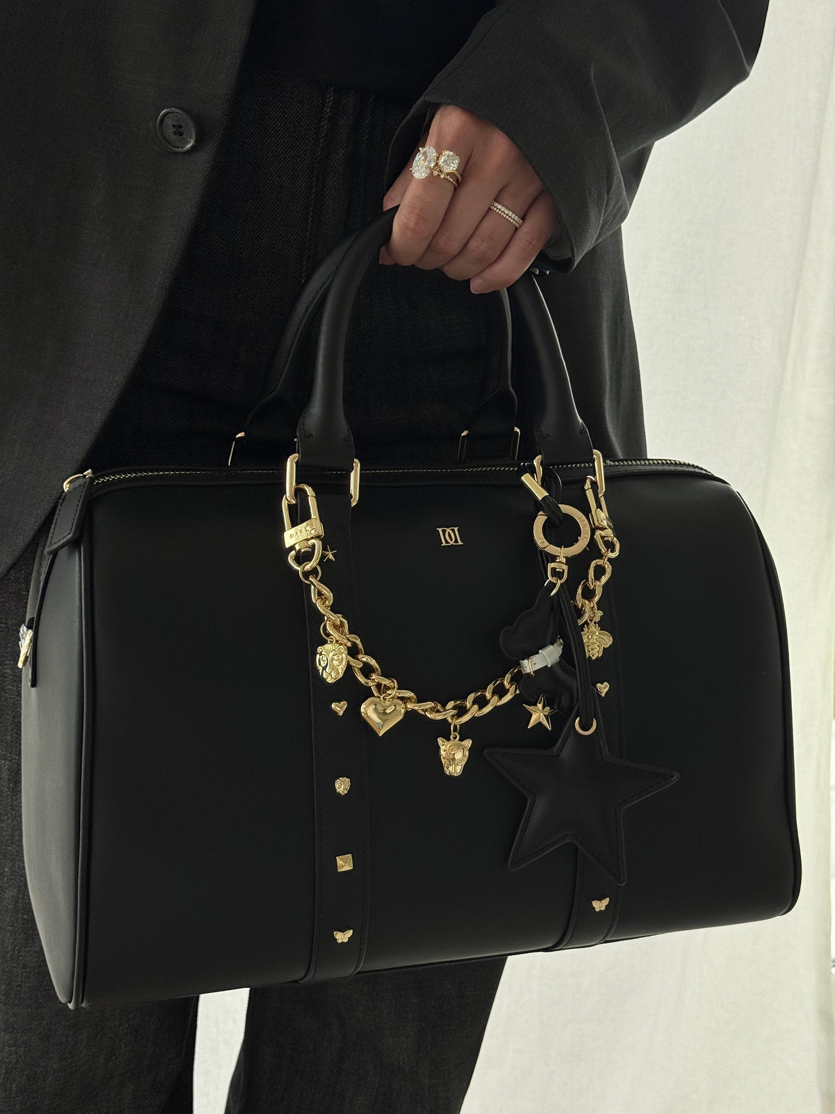 BAG CHAIN W/SIGN CHARMS
