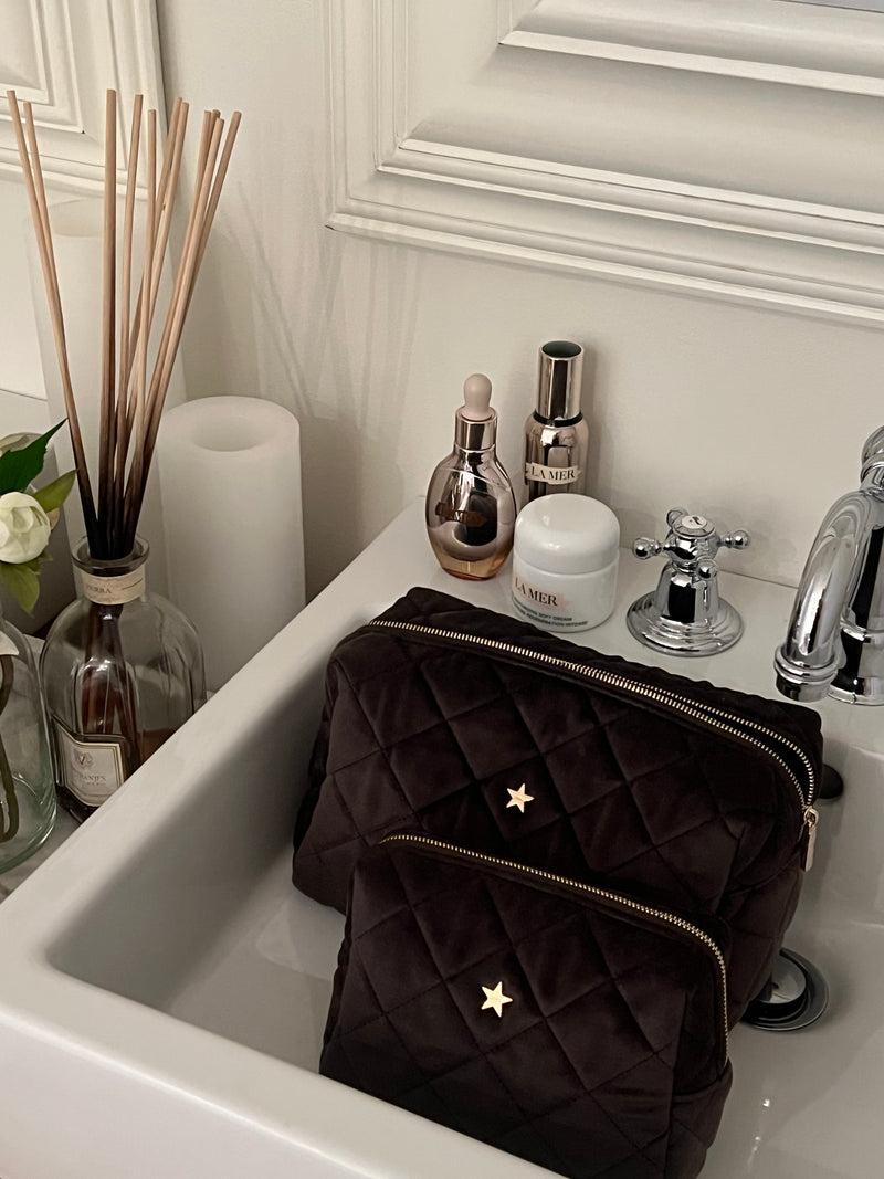 VELVET SQUARE QUILTED MAKE-UP POUCH LARGE CHOCOLATE BROWN