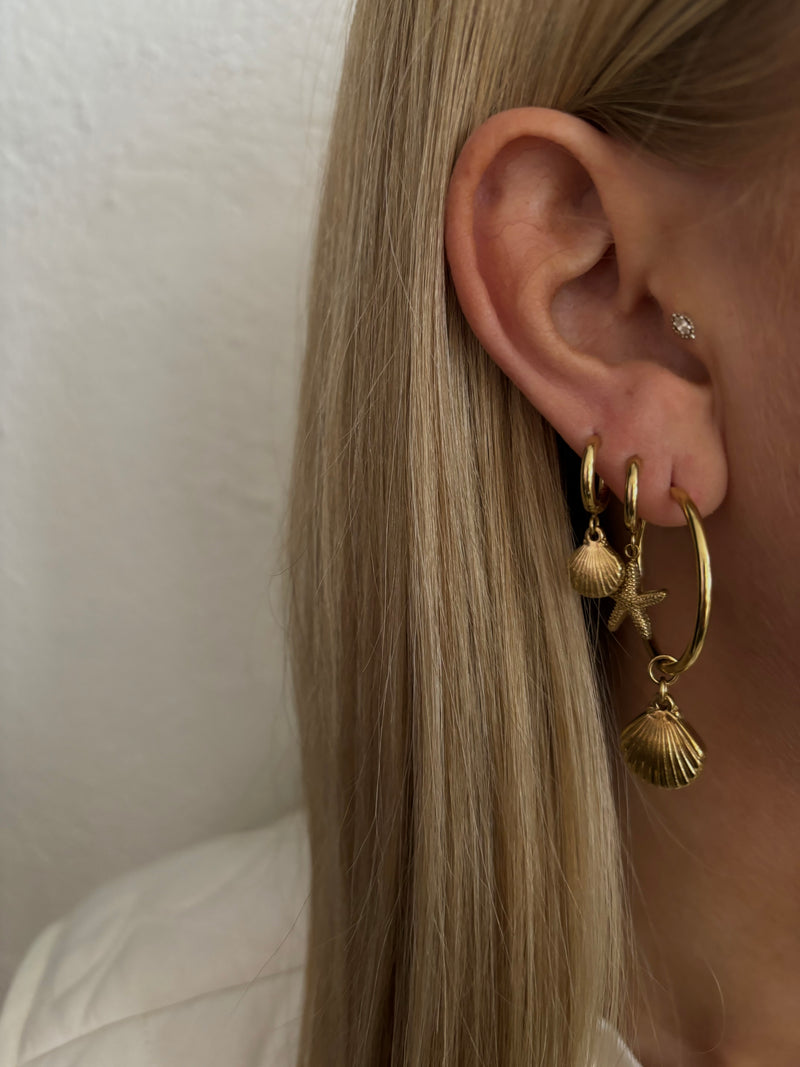 SHELL HOOP GOLD