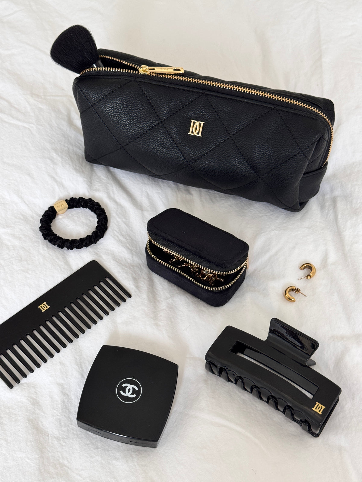 SQUARE HAIR CLAW LARGE BLACK