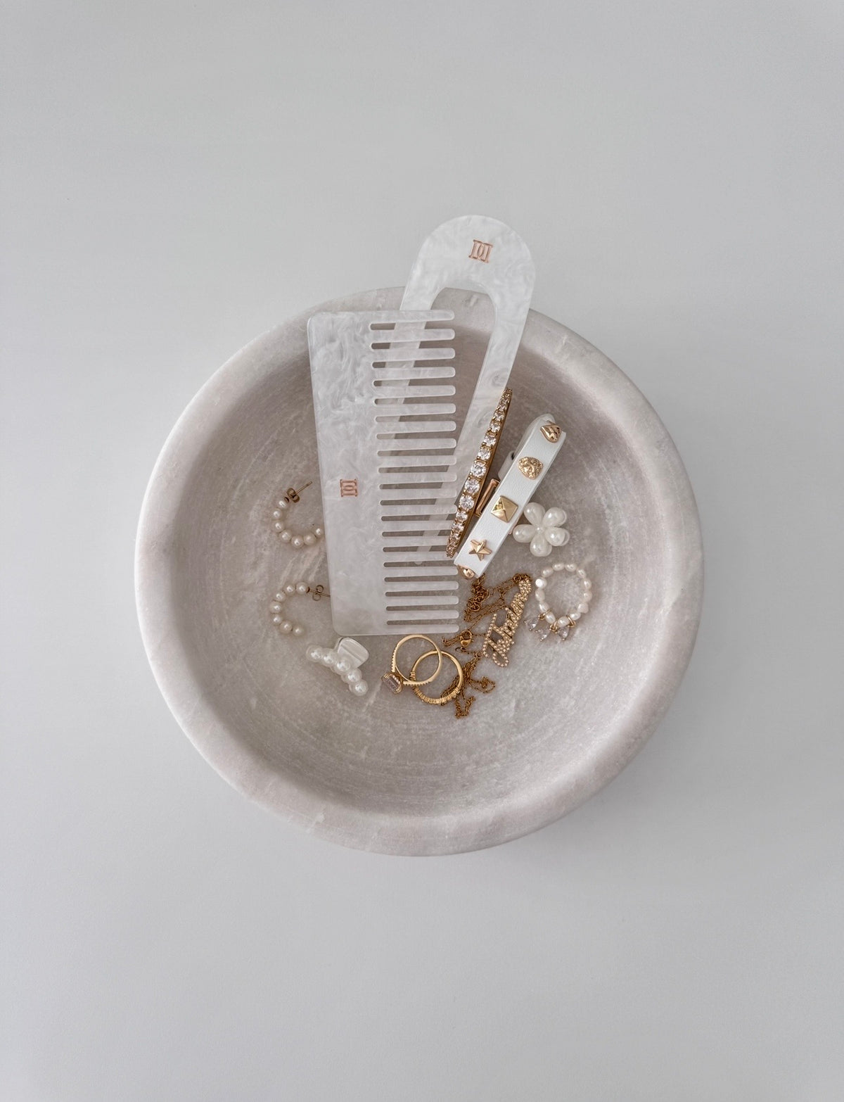 FRENCH HAIR PIN BRIGHT WHITE