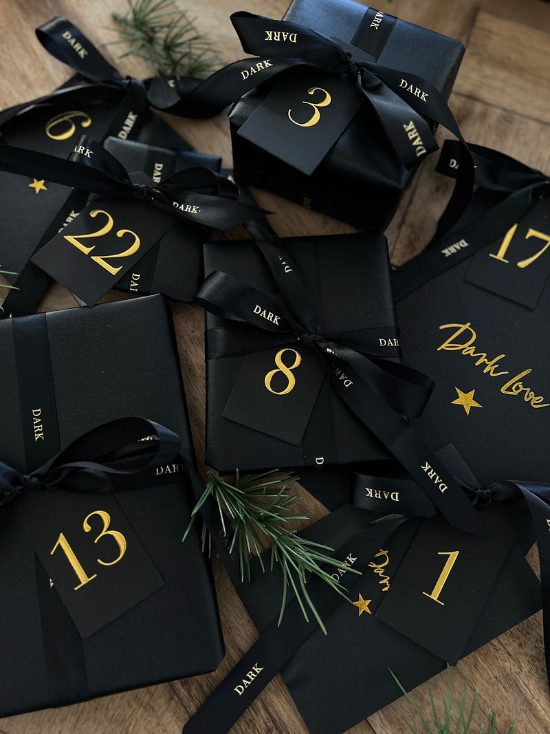 DARK ADVENT CALENDAR 2025 PACKAGE 1