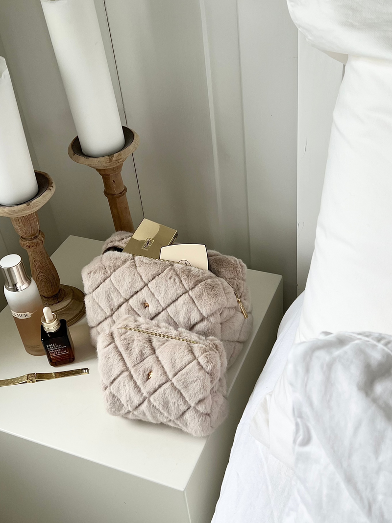 FAUX FUR QUILTED MAKE-UP POUCH LARGE SAND
