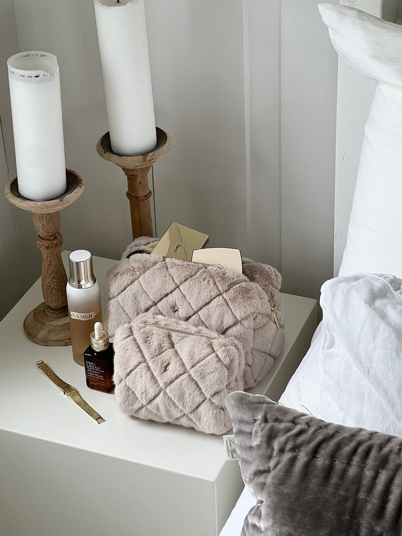 FAUX FUR QUILTED MAKE-UP POUCH SMALL SAND
