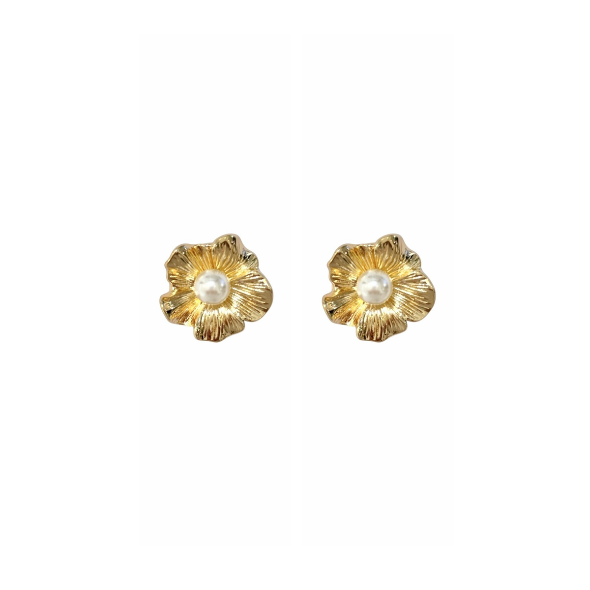 METAL FLOWER W/PEARL BUTTON COVERS GOLD