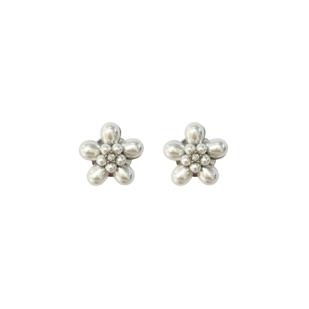 PEARL FLOWER BUTTON COVERS SILVER