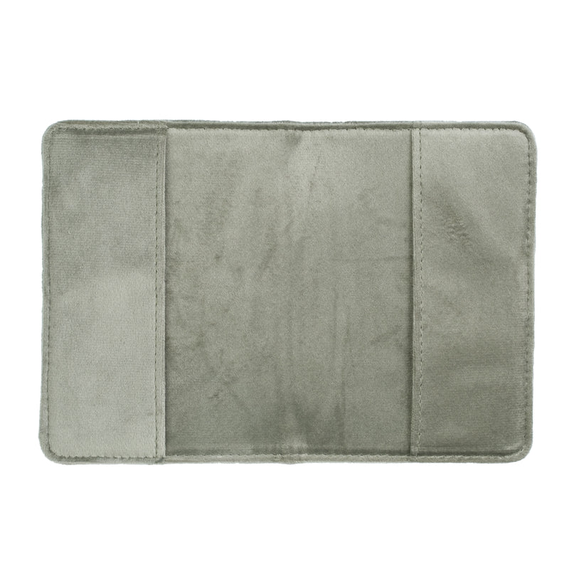 VELVET QUILTED PASSPORT COVER MILIEU GREEN