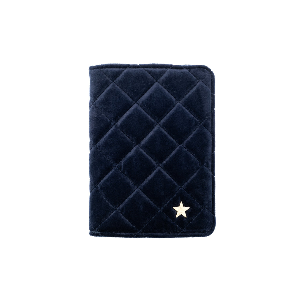 VELVET QUILTED PASSPORT COVER MILIEU GREEN VELVET QUILTED PASSPORT COVER MILIEU GREEN