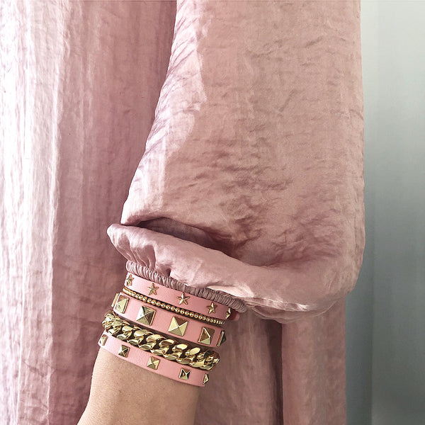 LEATHER STUD BRACELET MINI PALE PINK