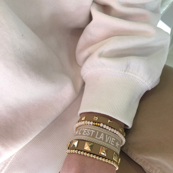 LEATHER STUD BRACELET CAMEL