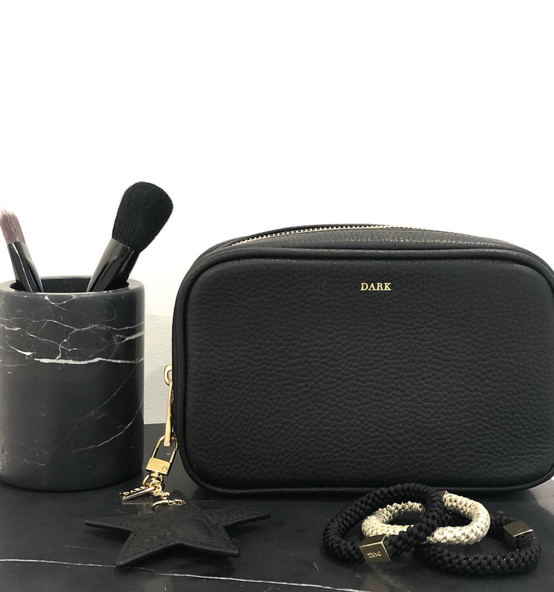 LEATHER SQUARE MAKE-UP BAG BLACK W/GOLD