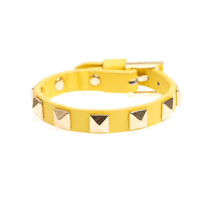 LEATHER STUD BRACELET YELLOW