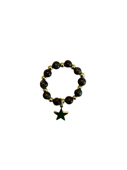 STONE BEAD RING 4 MM W/STAR CHARM CHOCOLATE BROWN