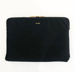 VELVET MAC COVER BLACK