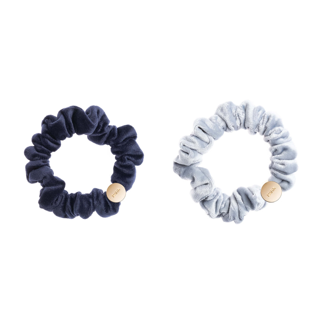 VELVET MINI SCRUNCHIE COOL BLUE VELVET MINI SCRUNCHIE COOL BLUE